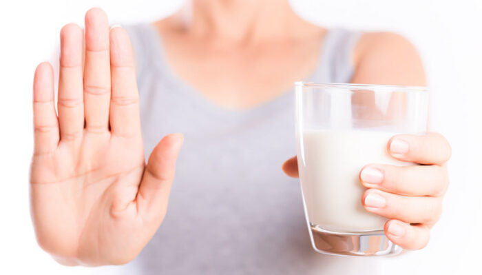 Warum trinken Veganer keine Milch? 5 gute Gründe um auf Kuhmilch zu verzichten
