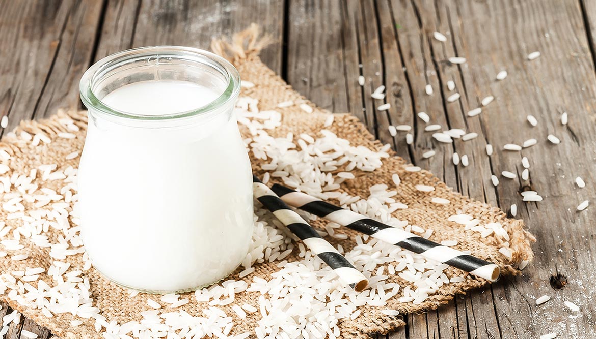Vegane Milch: Hafermilch als pflanzliche Alternative