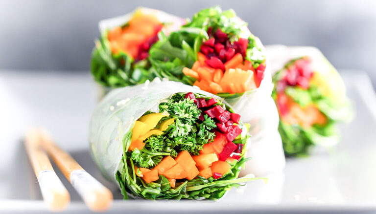 Vegane Sommerrollen mit Dips
