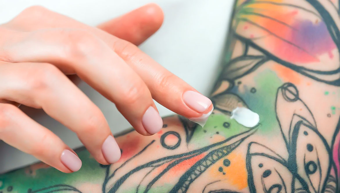 Wichtige Tipps für die Pflege eines veganen Tattoo´s