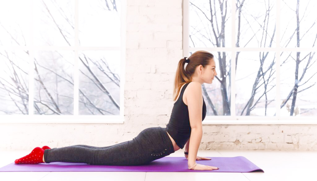 Yoga-Übung Kobra
